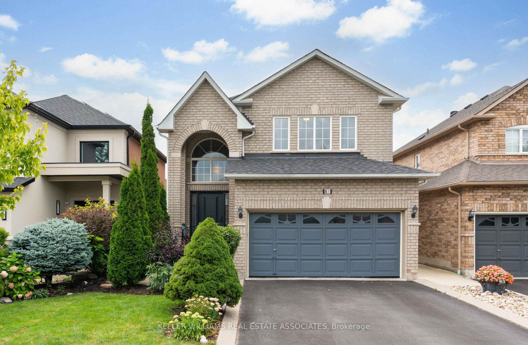 81 Crown Cres