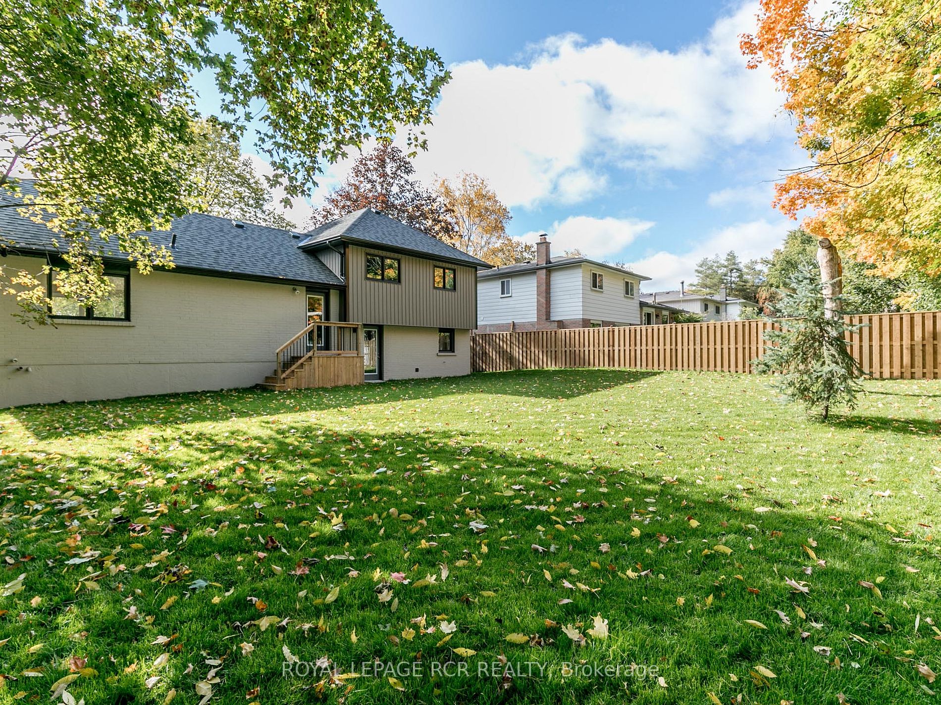 52 Hill Dr
