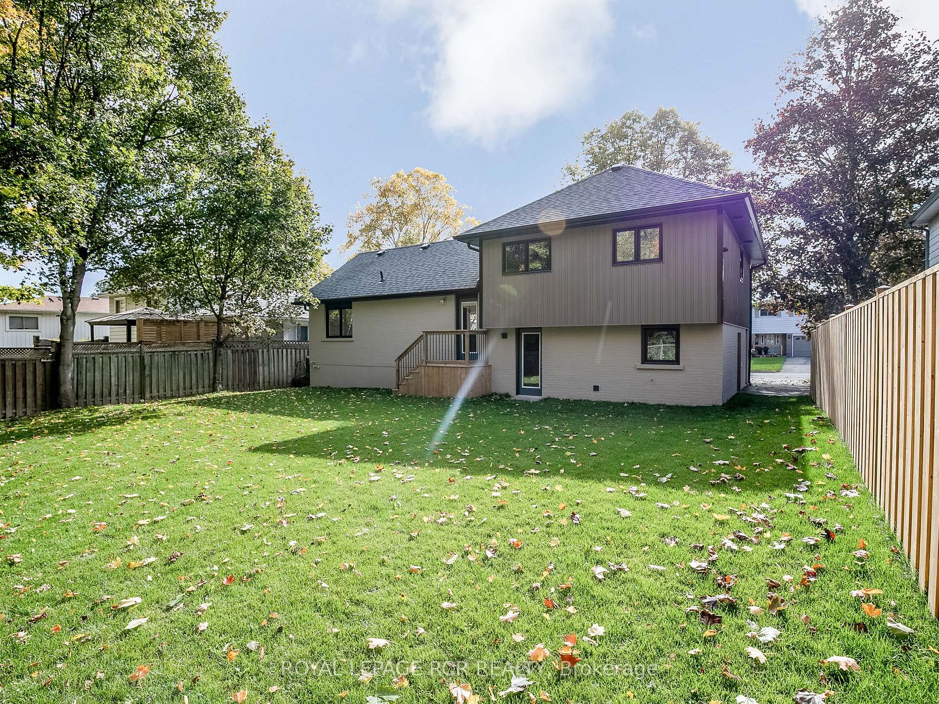 52 Hill Dr