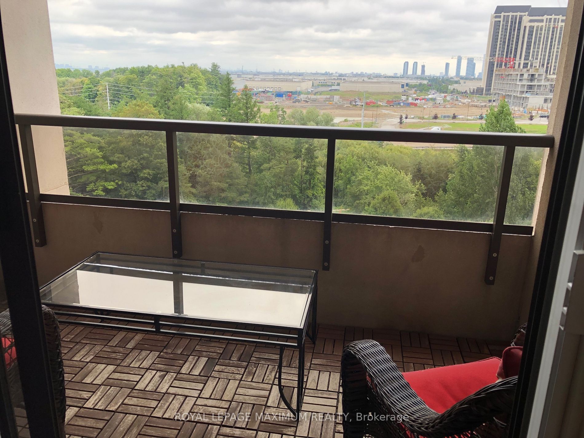 9245 Jane Street, #706
