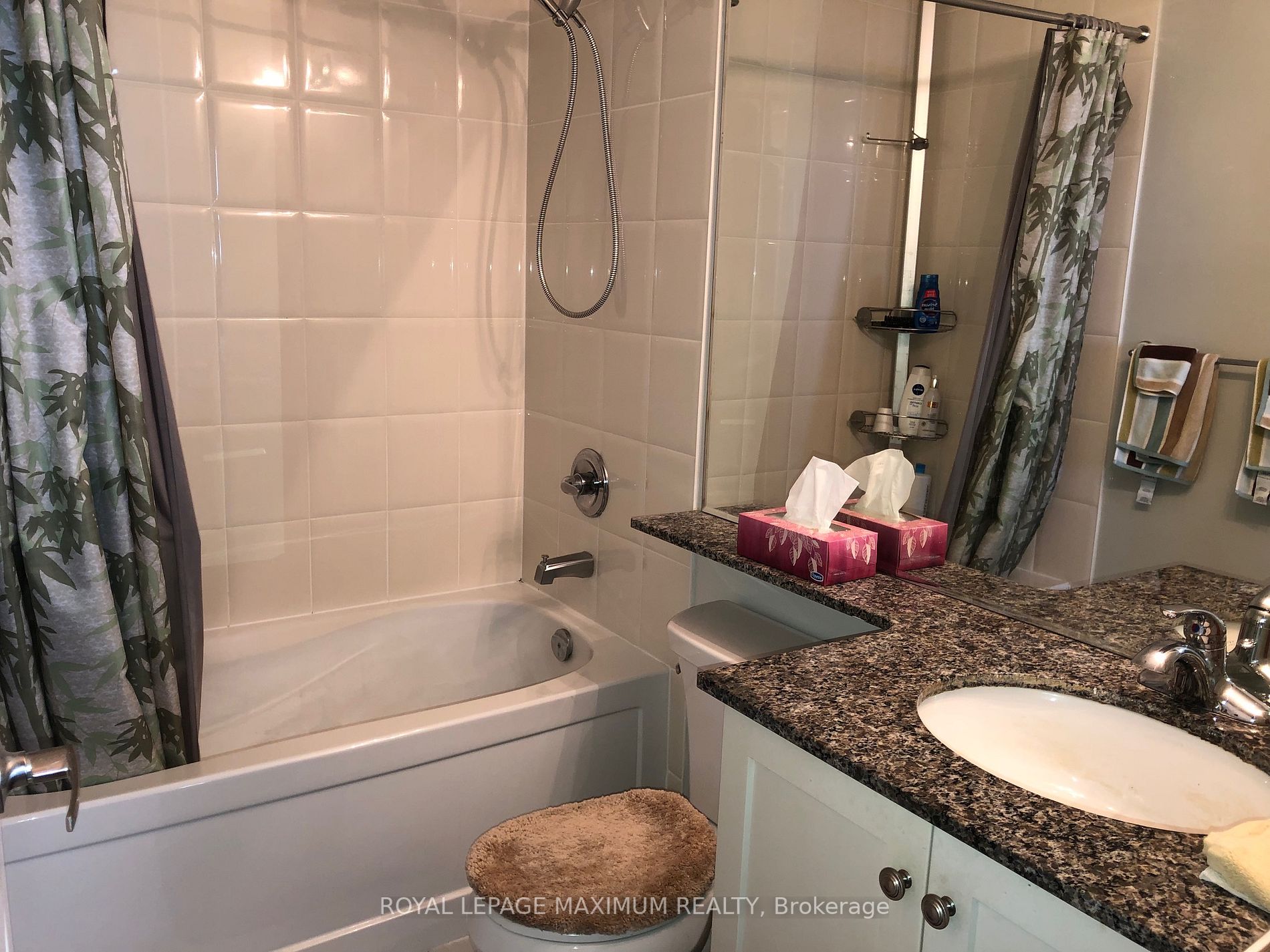 9245 Jane Street, #706