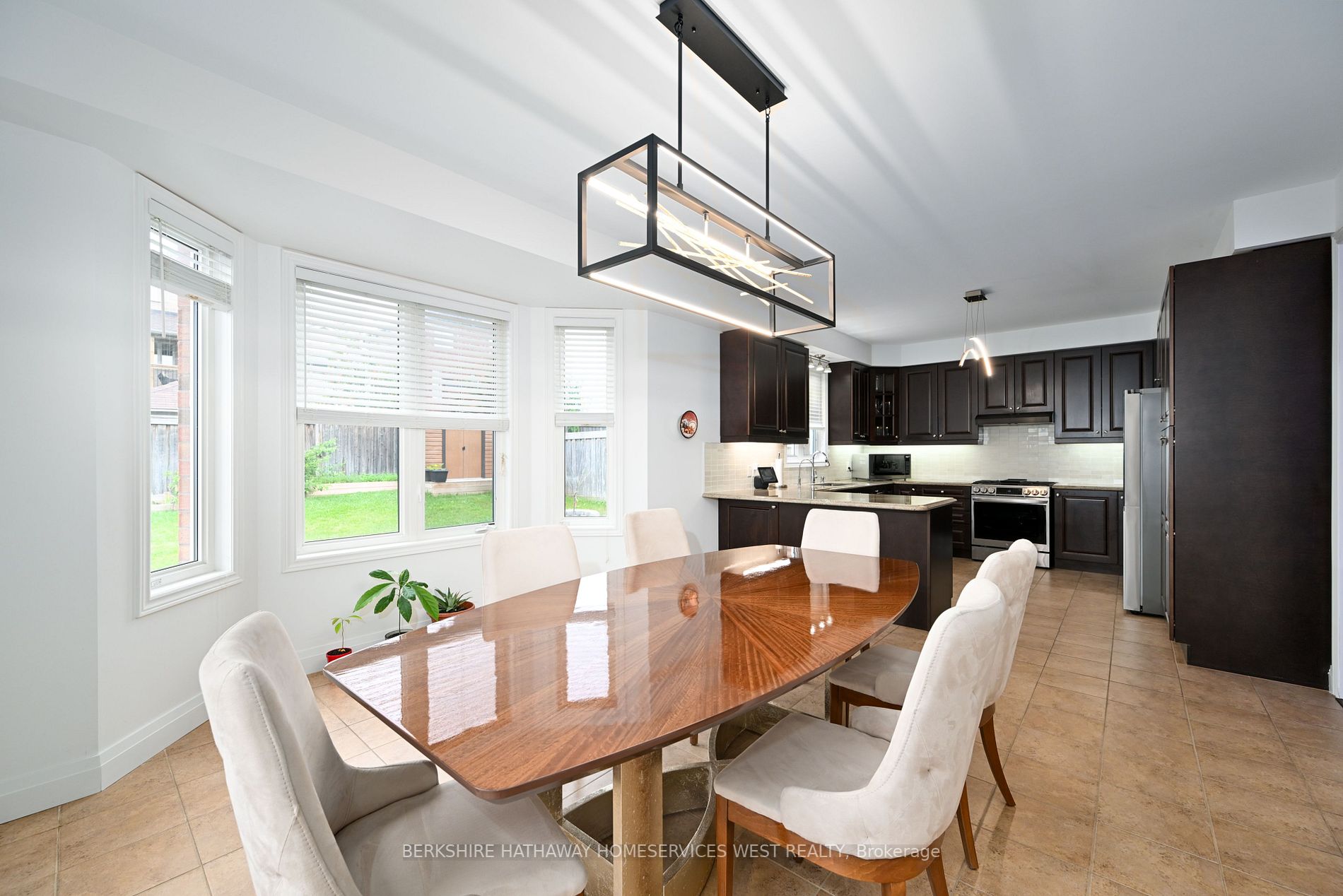 59 Gwillimbury Dr