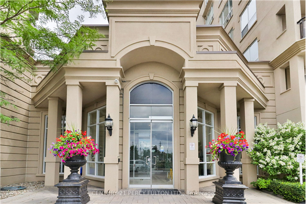 8 Maison Parc Crt, Vaughan