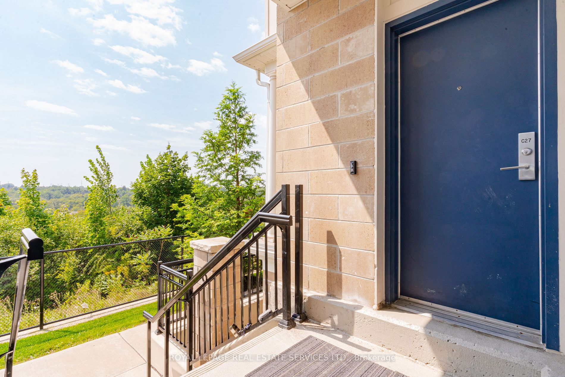 26 Bruce St, #C27