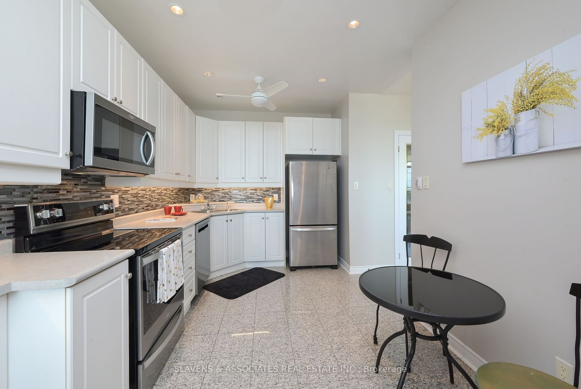 4 Briar Hill Hts, #507