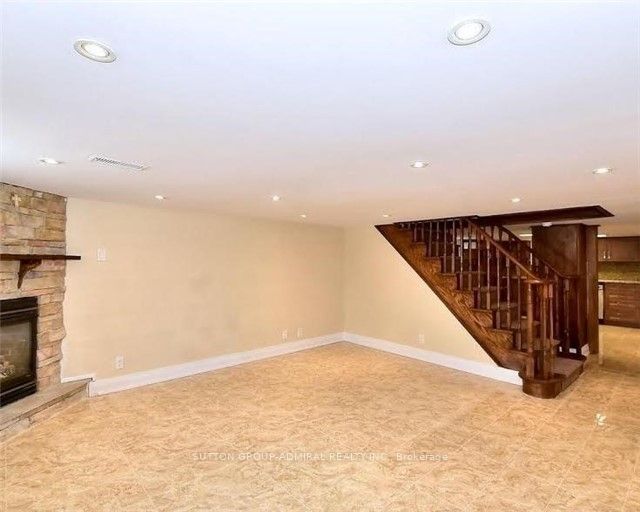 12032 Woodbine Ave
