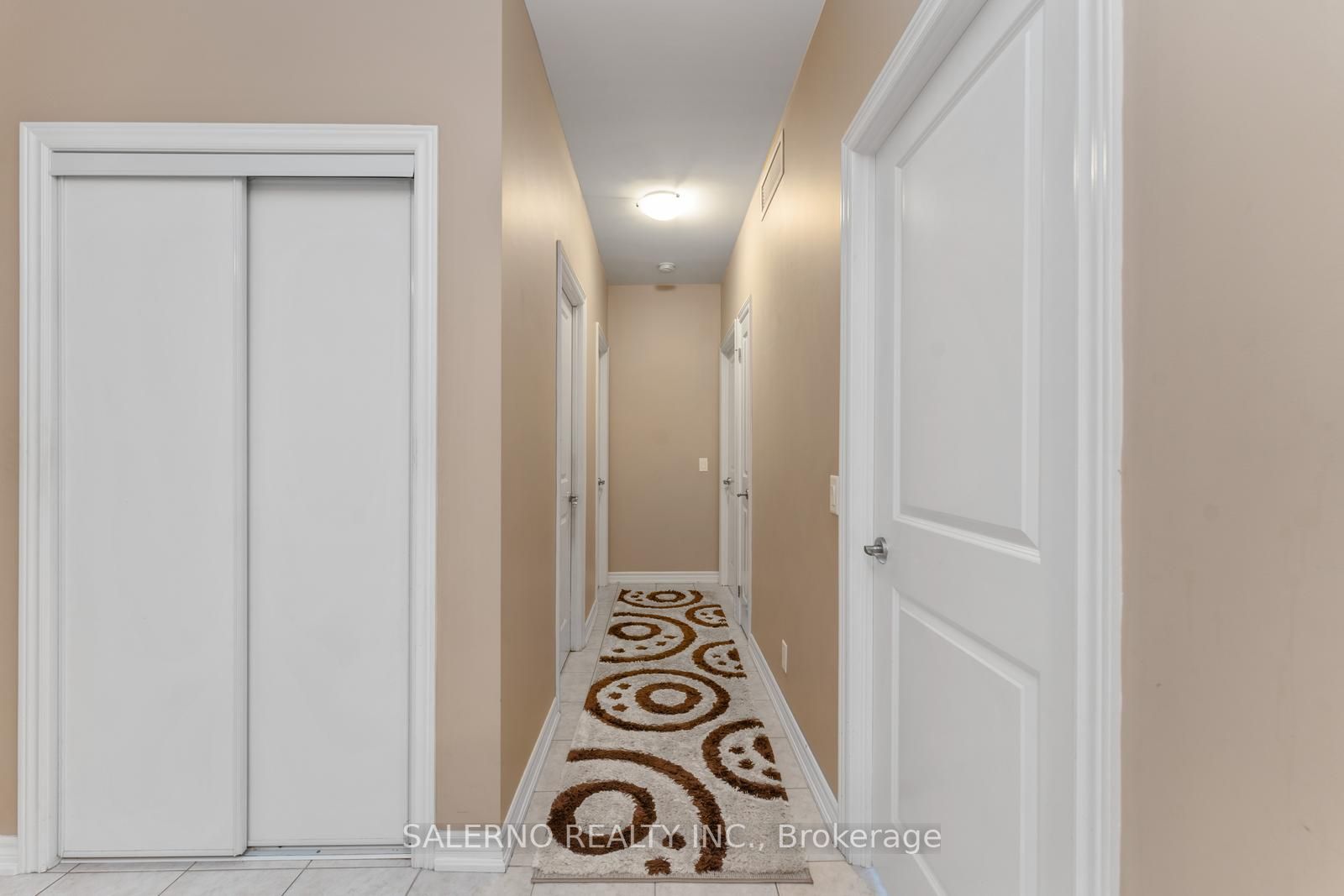 9519 Keele St, #219