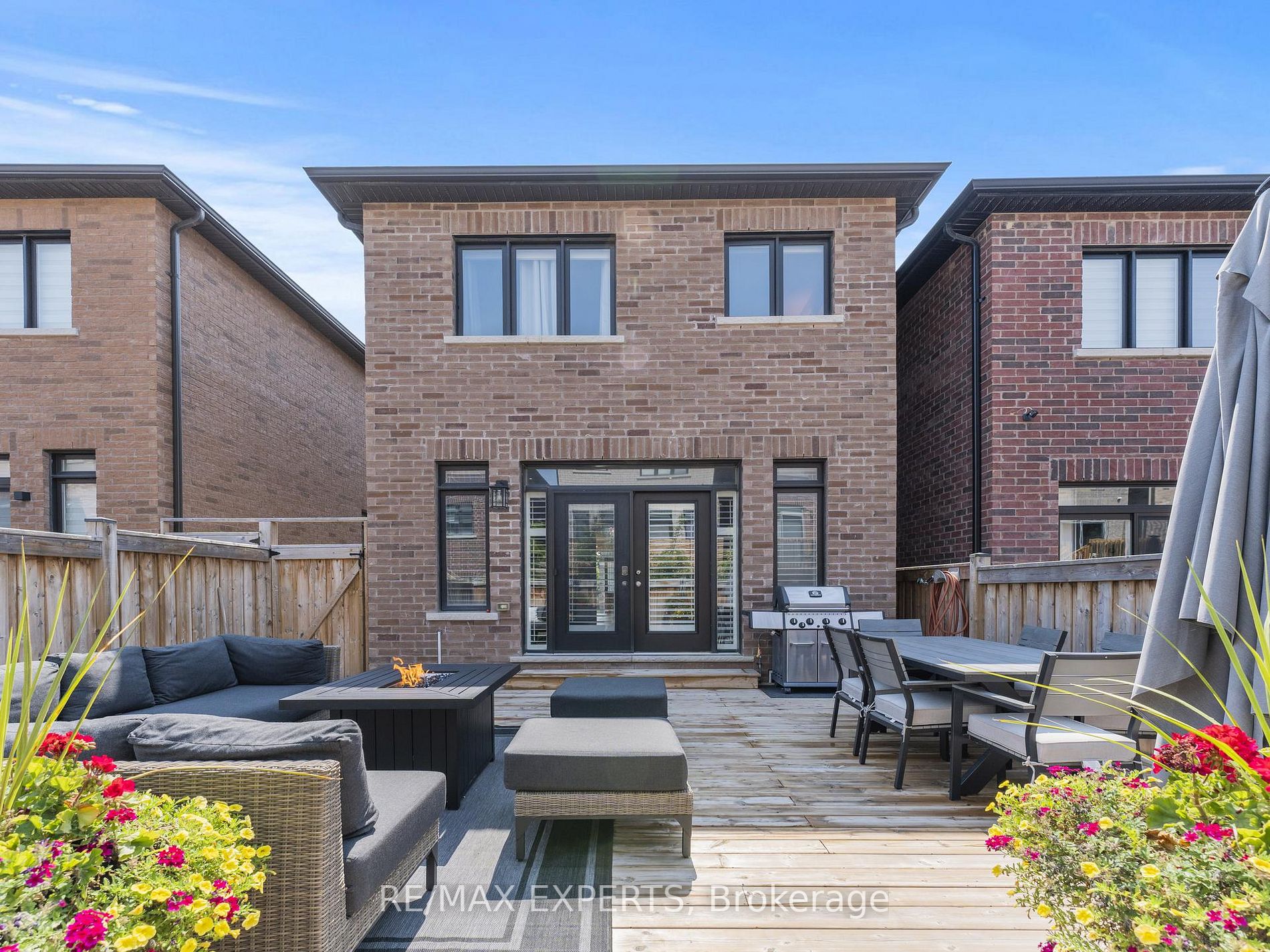 30 Zenith Ave
