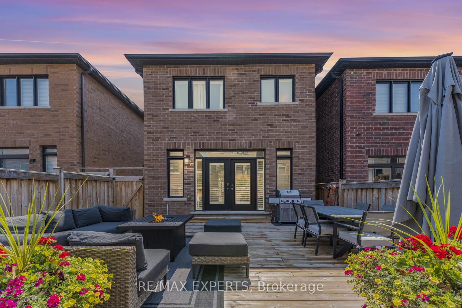 30 Zenith Ave