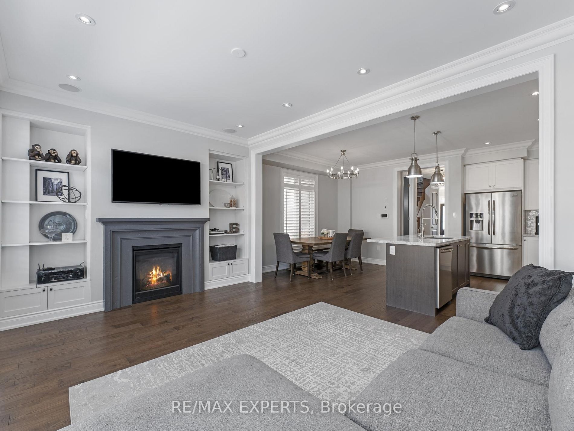 30 Zenith Ave