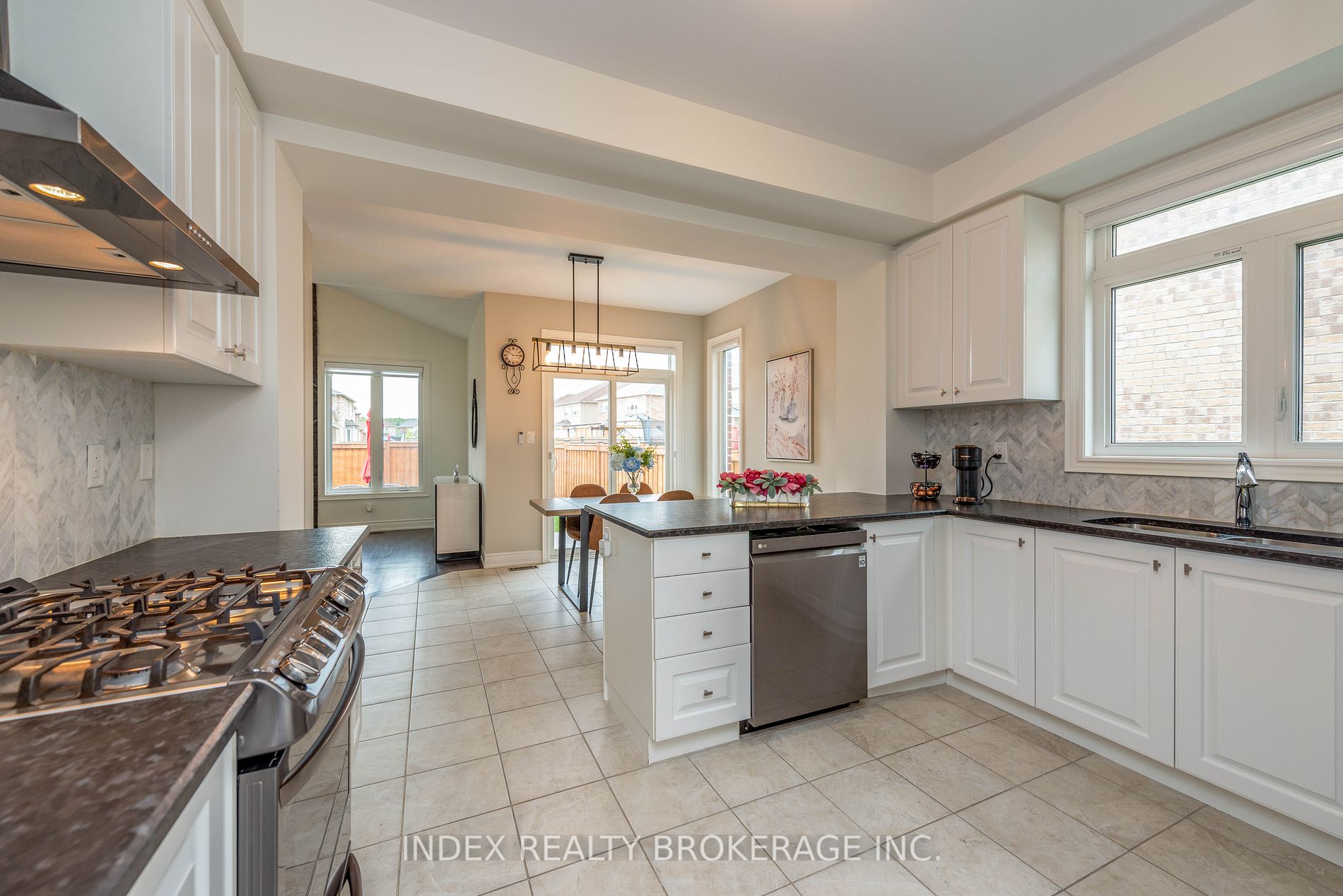 14 Empire Drive