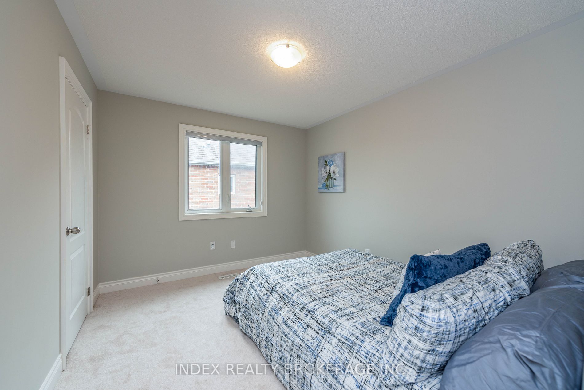 14 Empire Drive