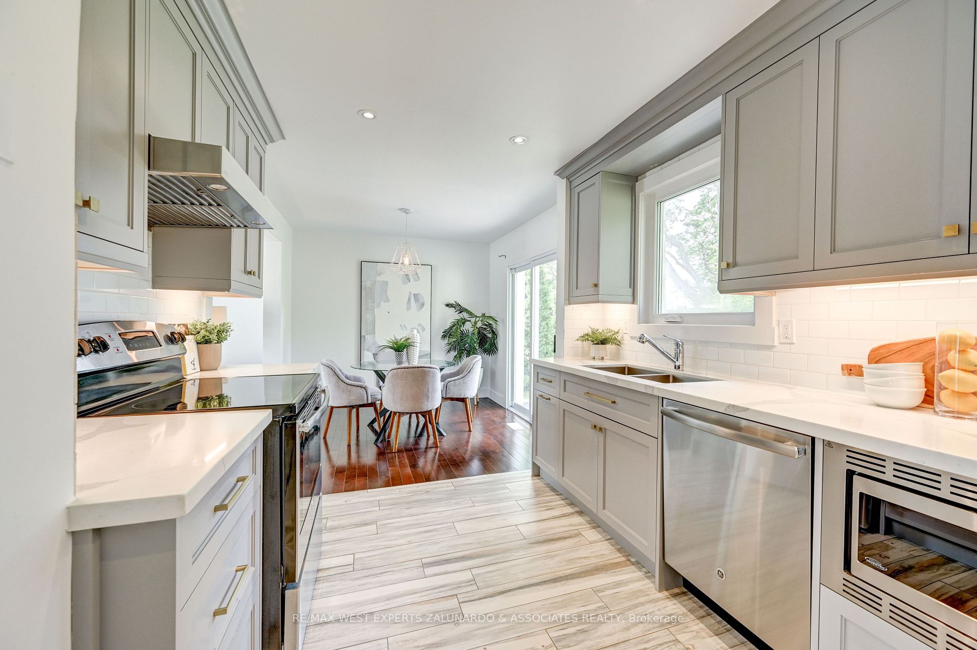 5 Osler Crt