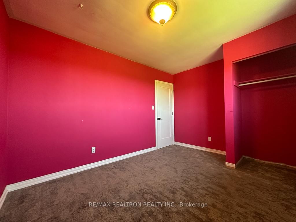 713 Sunnypoint Drive