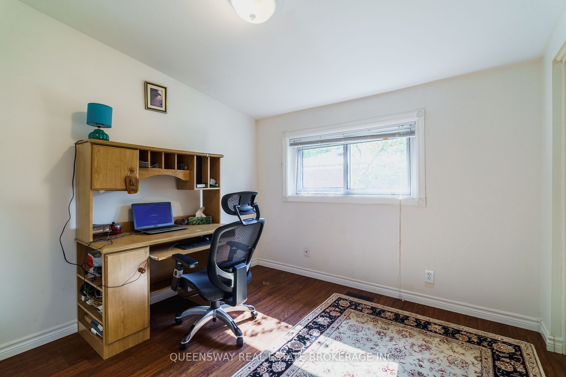 89 Murray Dr