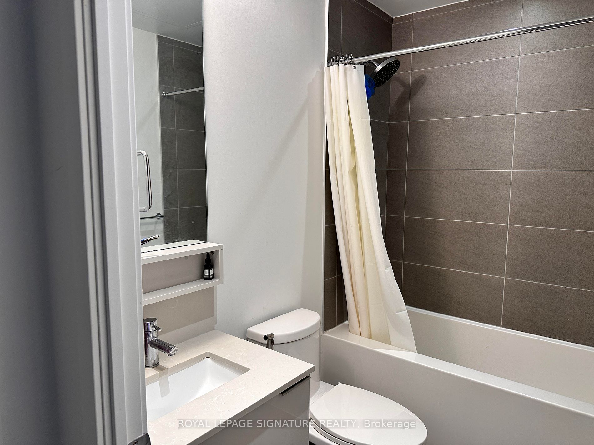 898 Portage Parkway, #1912