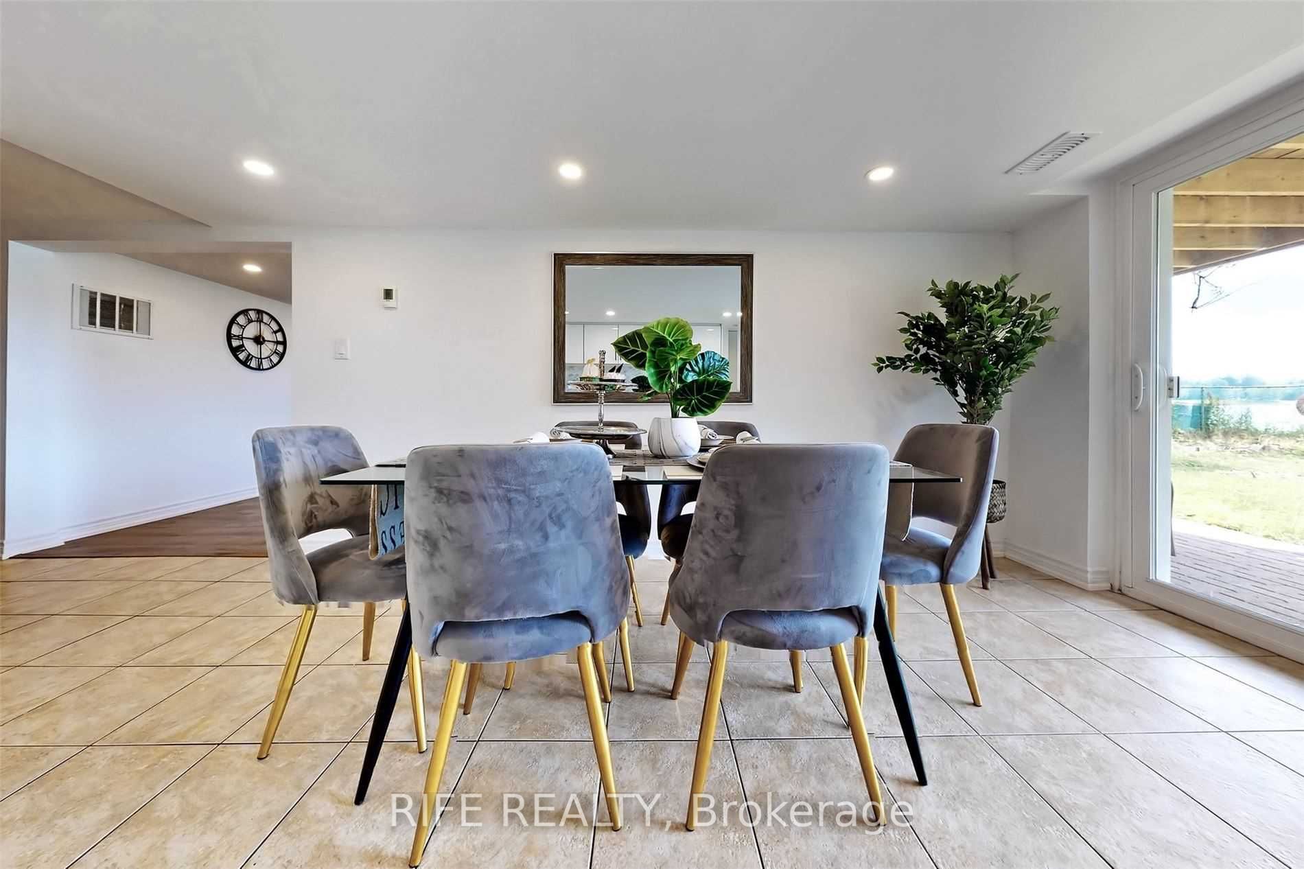 41 Connor Dr