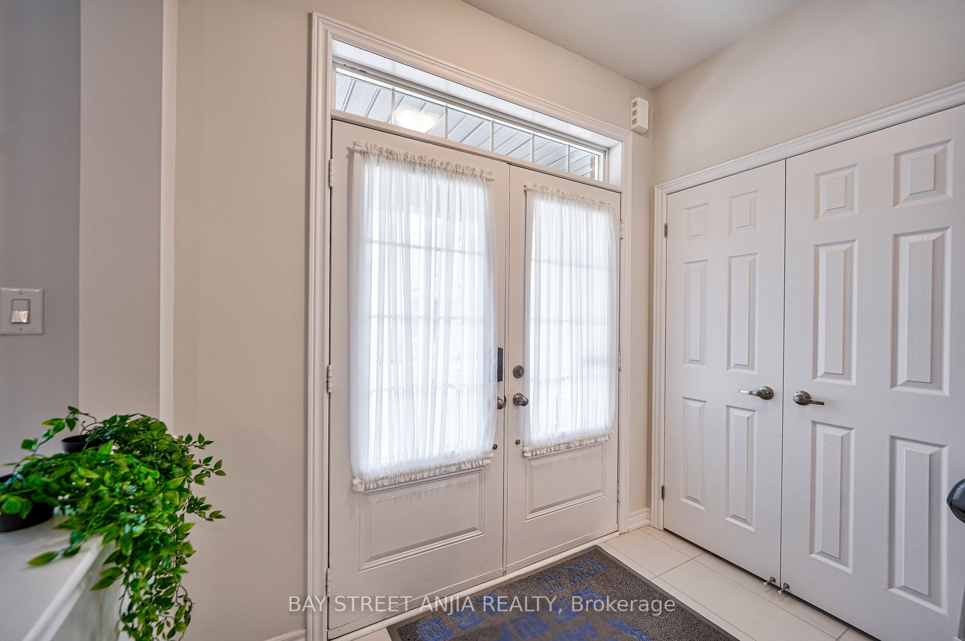 18 Waterleaf Rd