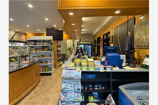 30 Main St S, Newmarket