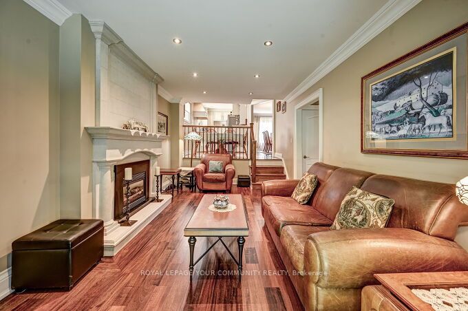 16 Rathfon Cres