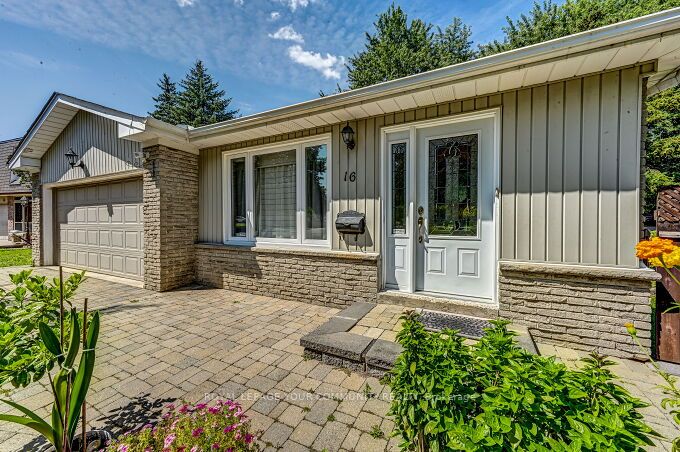 16 Rathfon Cres