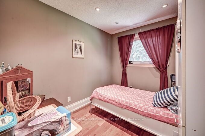 16 Rathfon Cres