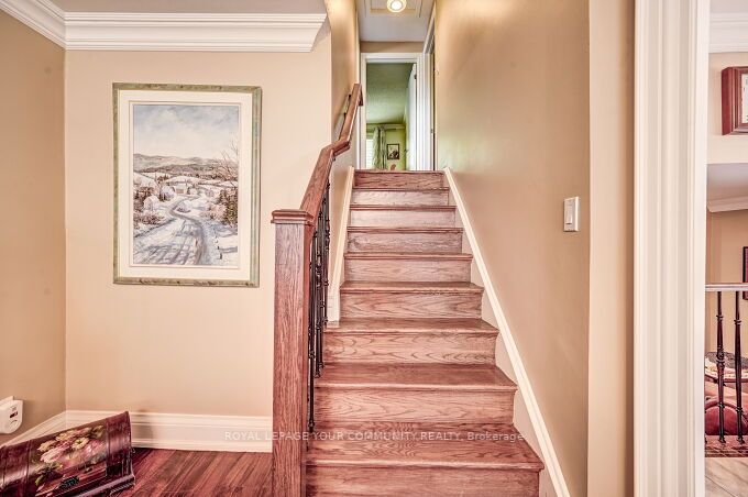 16 Rathfon Cres