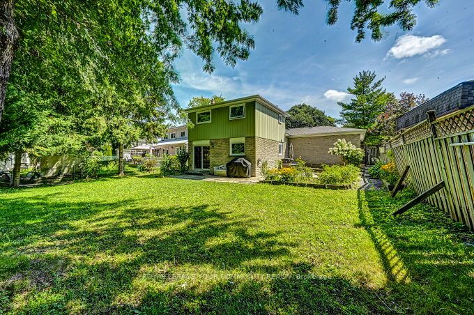 16 Rathfon Cres