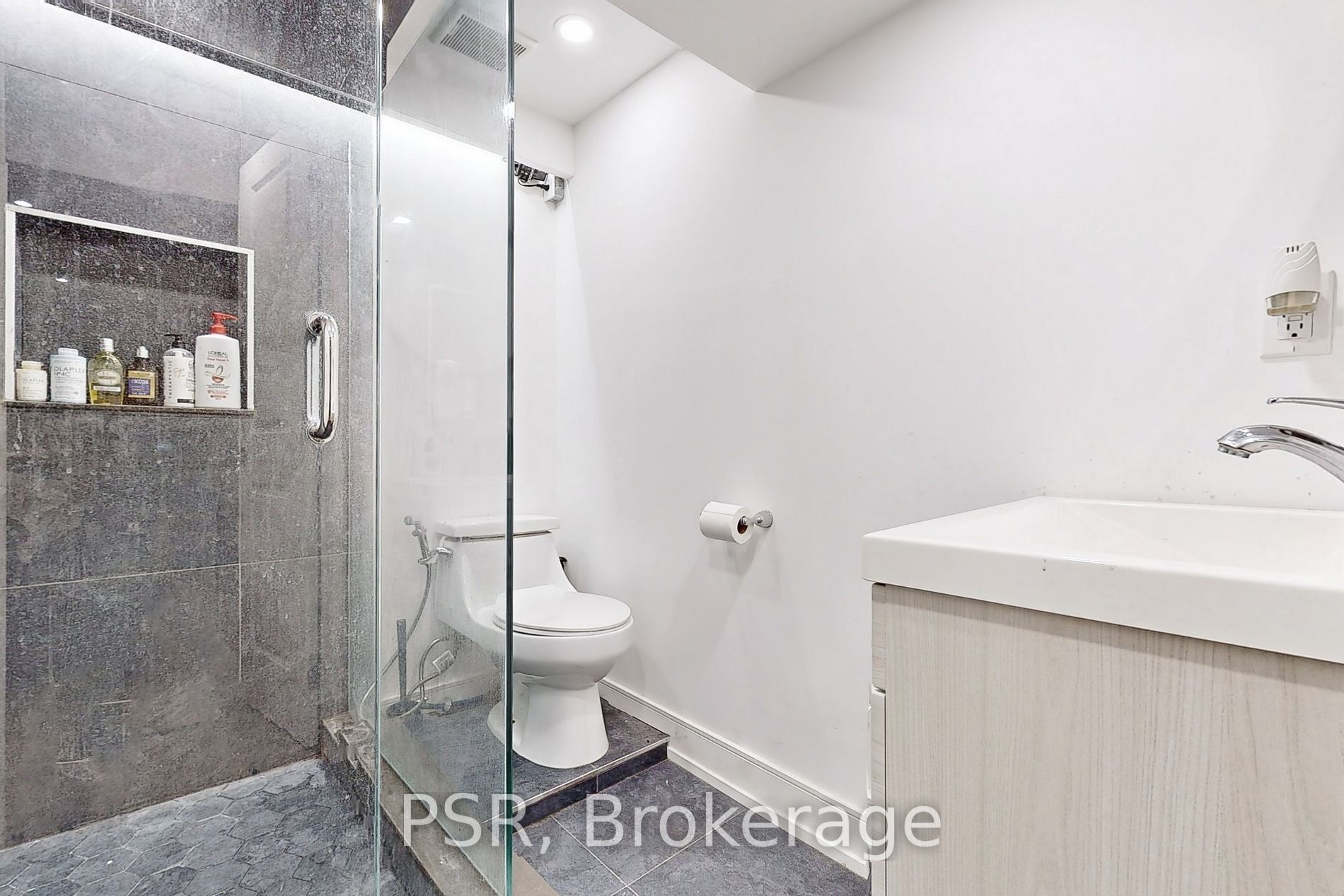 Listing N6764230 - Large Photo # 25