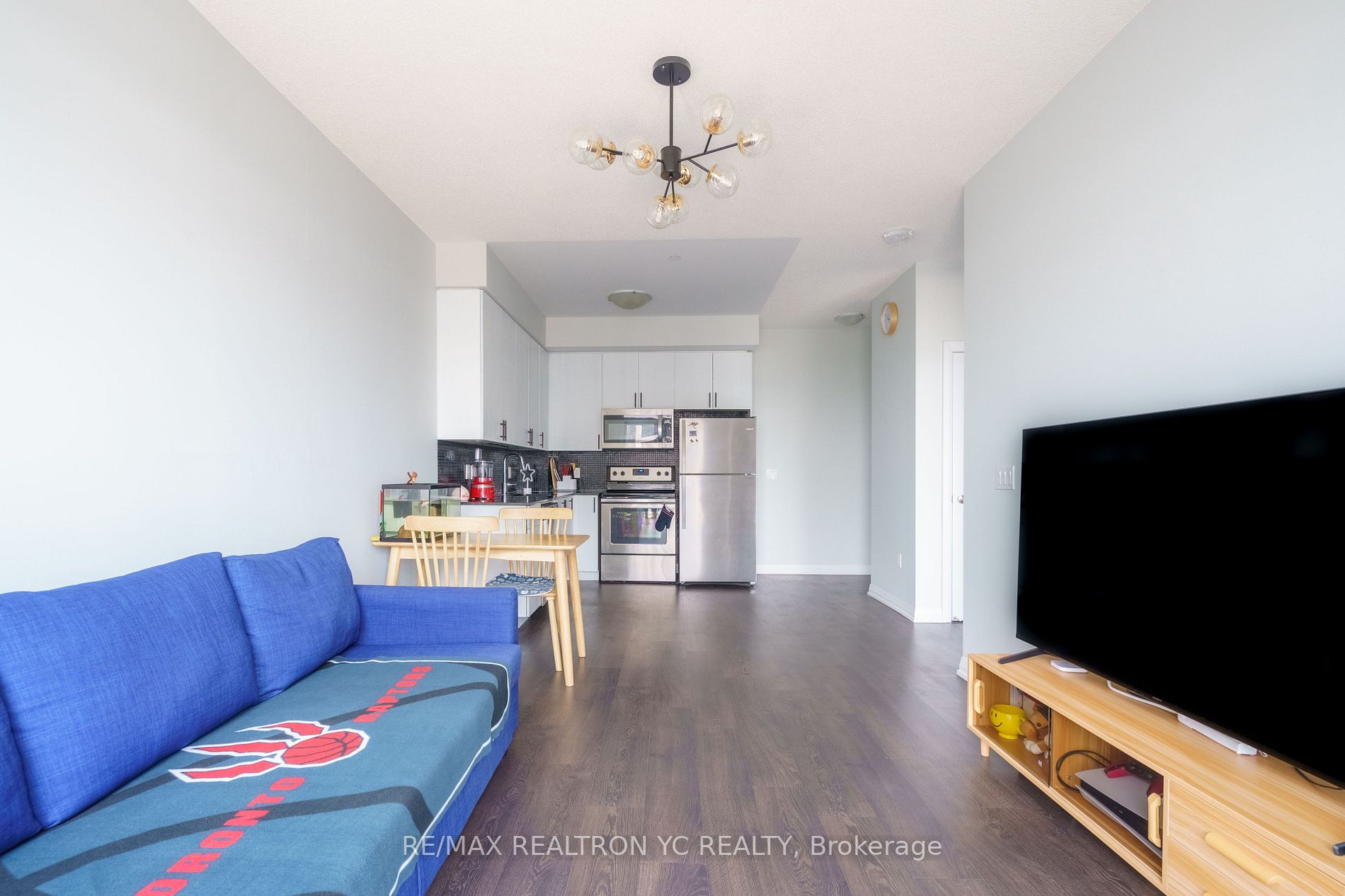 9560 Markham Rd N, #1711