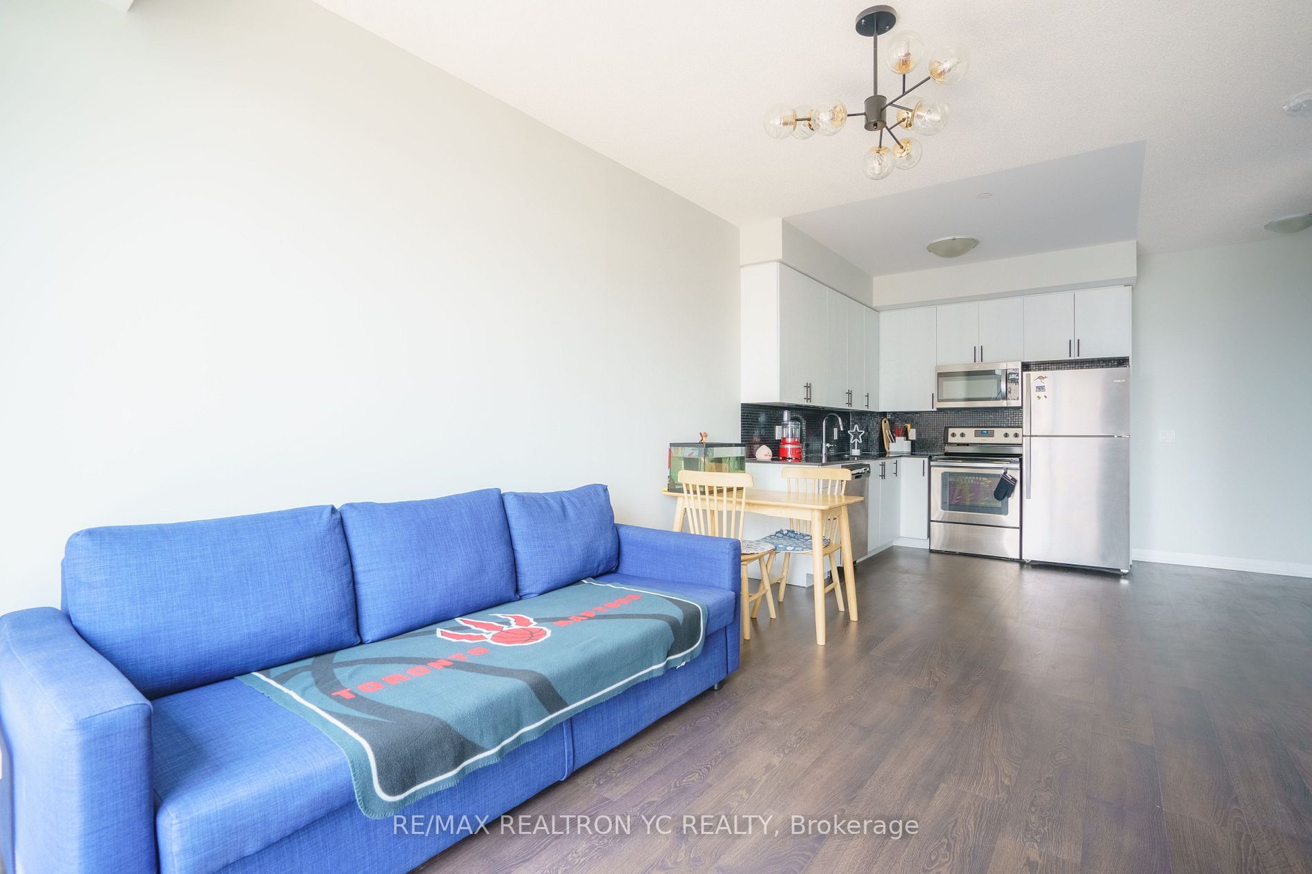 9560 Markham Rd N, #1711