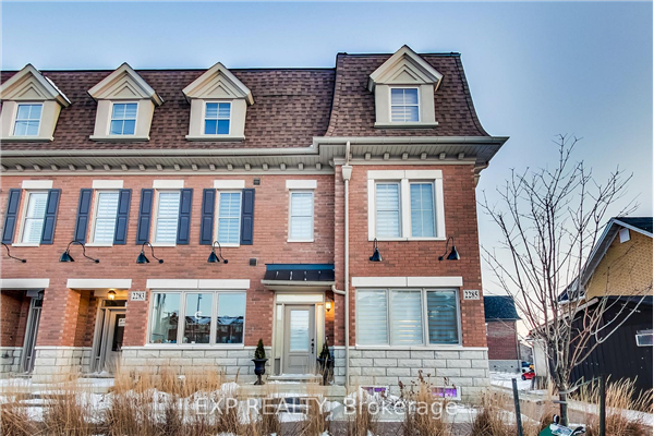 2285 Major Mackenzie Dr W, Vaughan