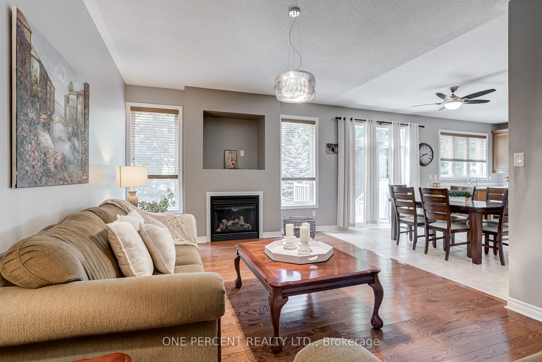 22 Westwind Cres