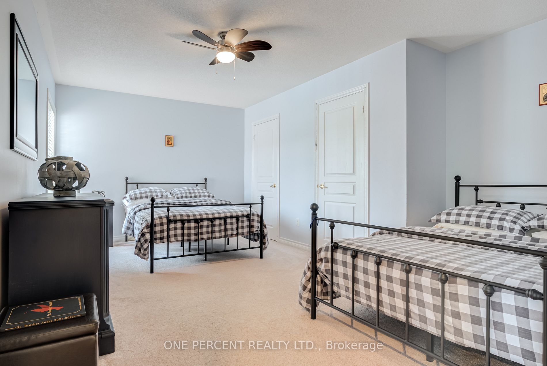 22 Westwind Cres