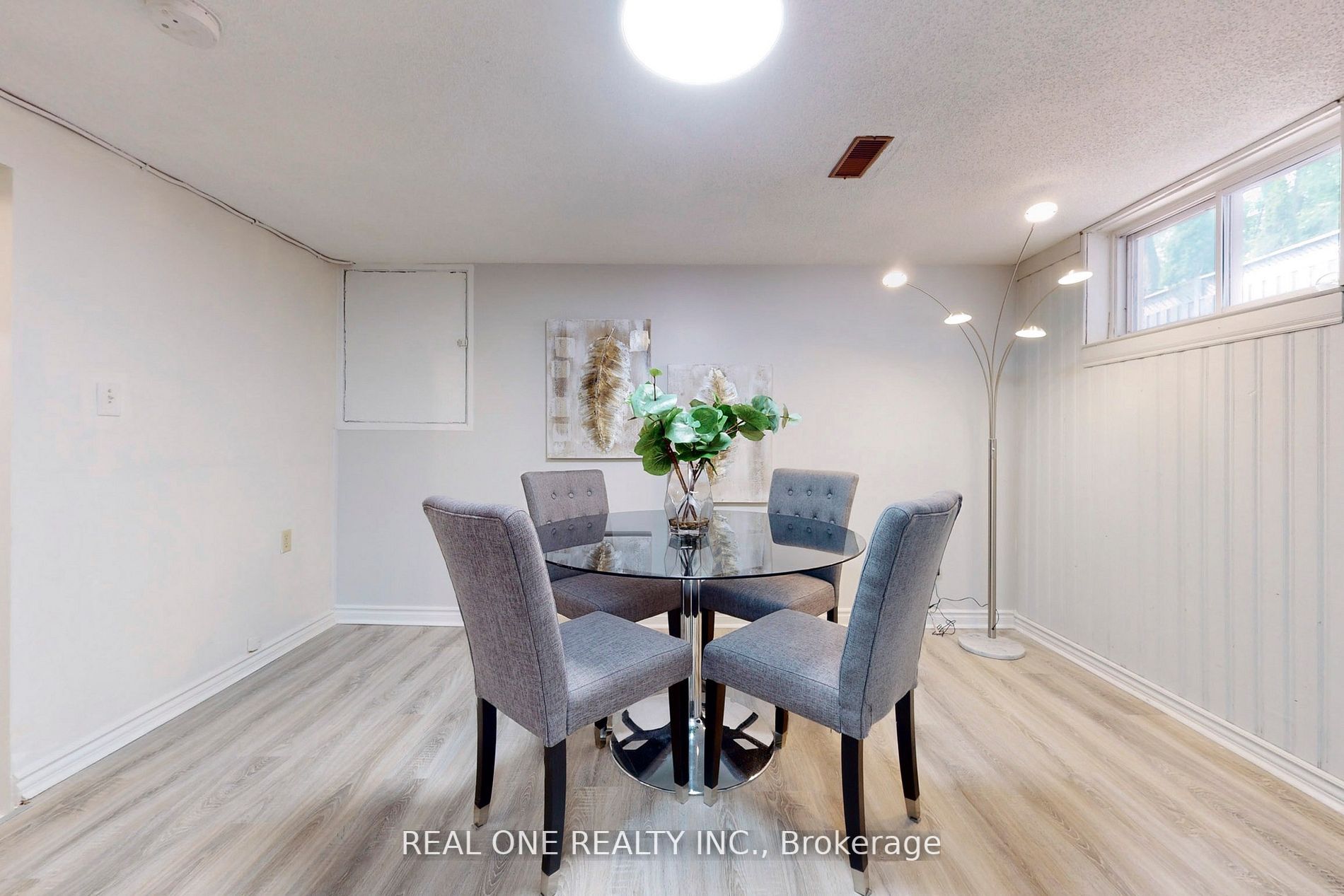 105 Aurora Heights Dr