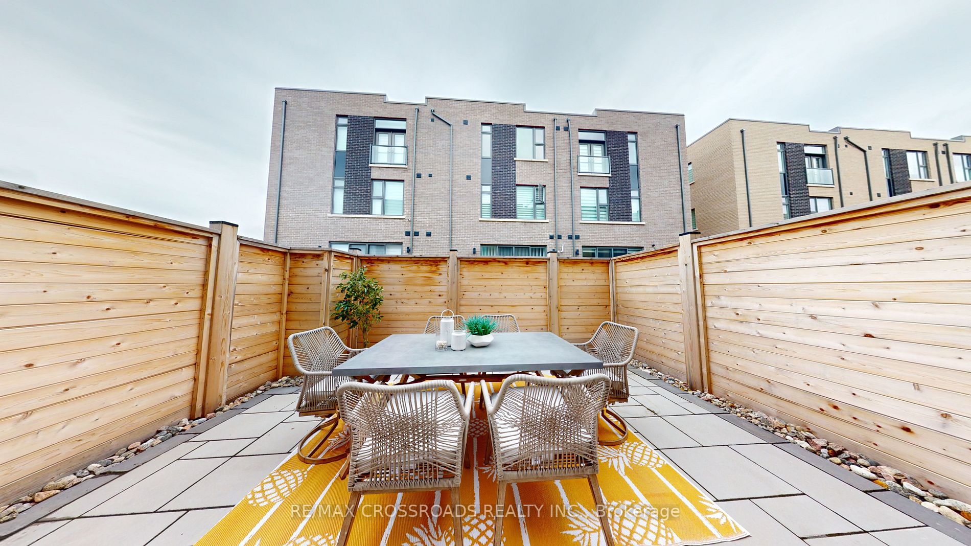 207 Smallwood Circ