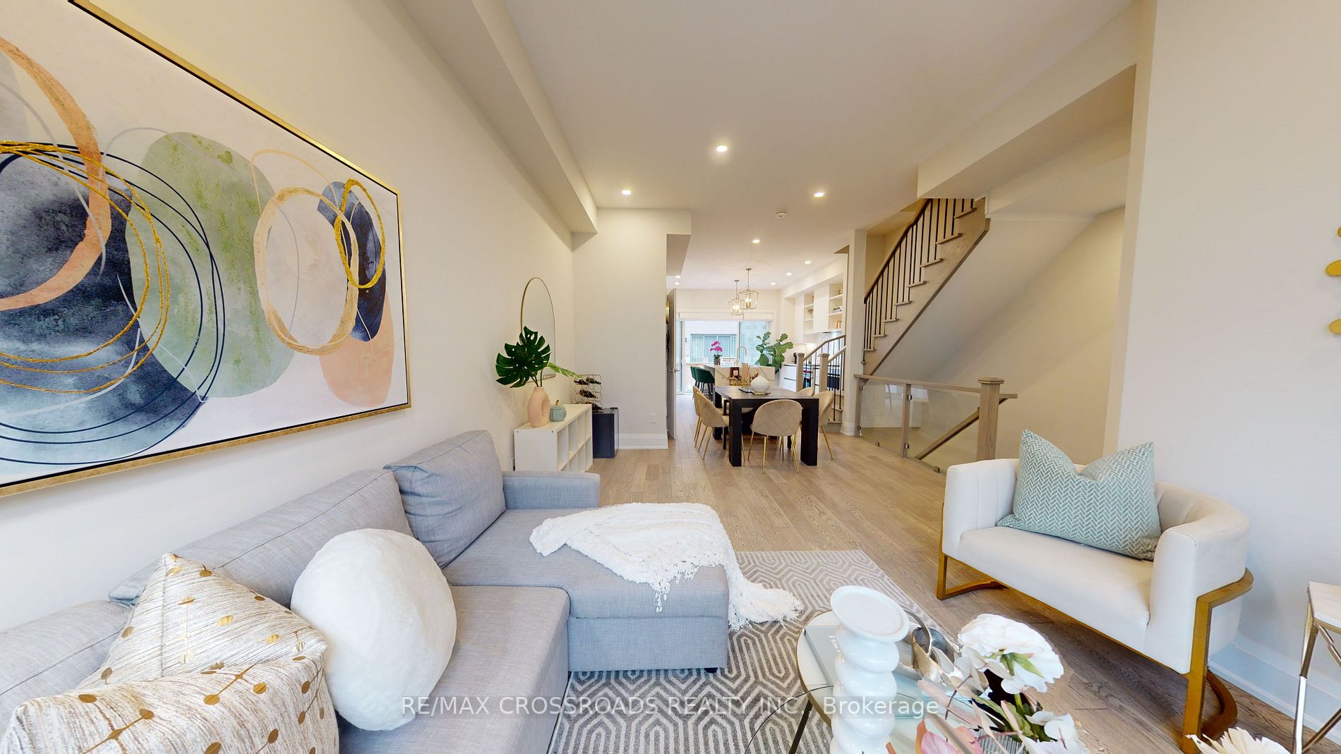 207 Smallwood Circ