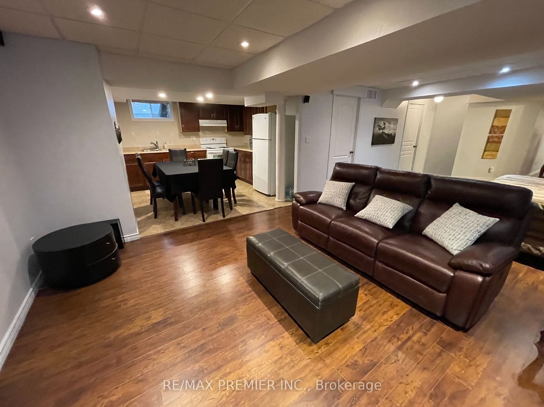 36 A.V. Nolan Dr, #Lower