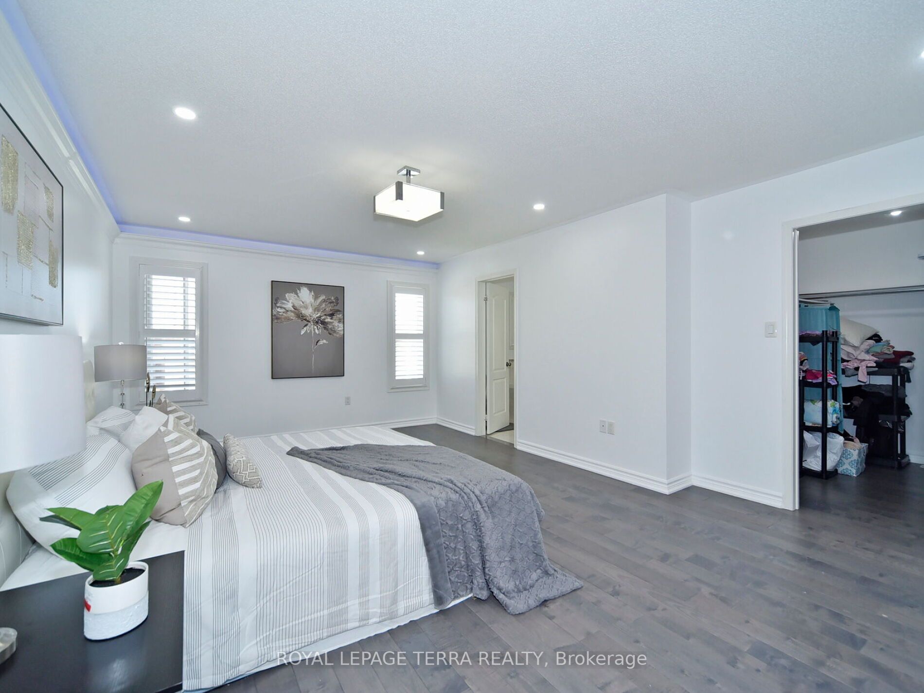 17 Richardson Cres