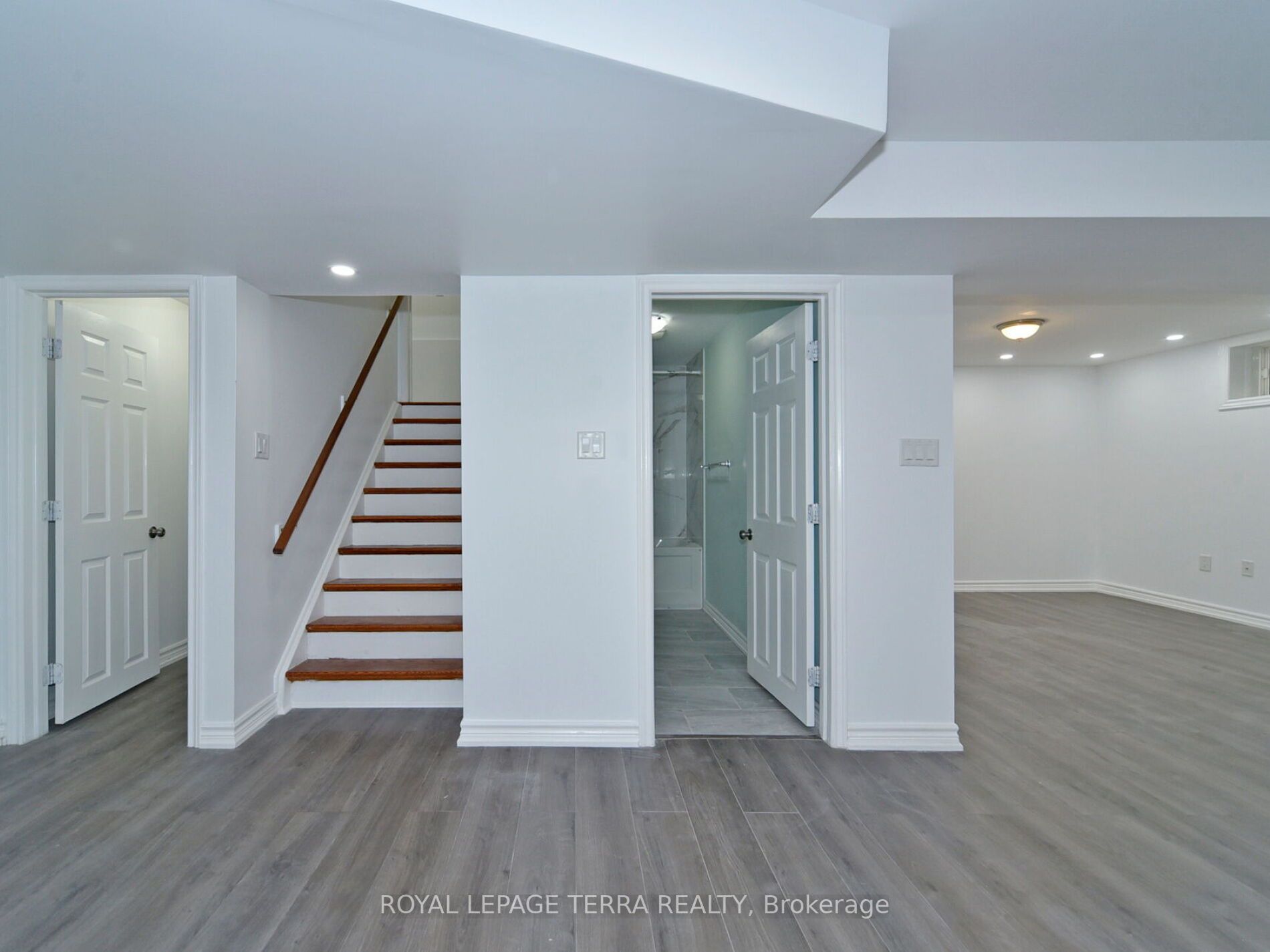 17 Richardson Cres