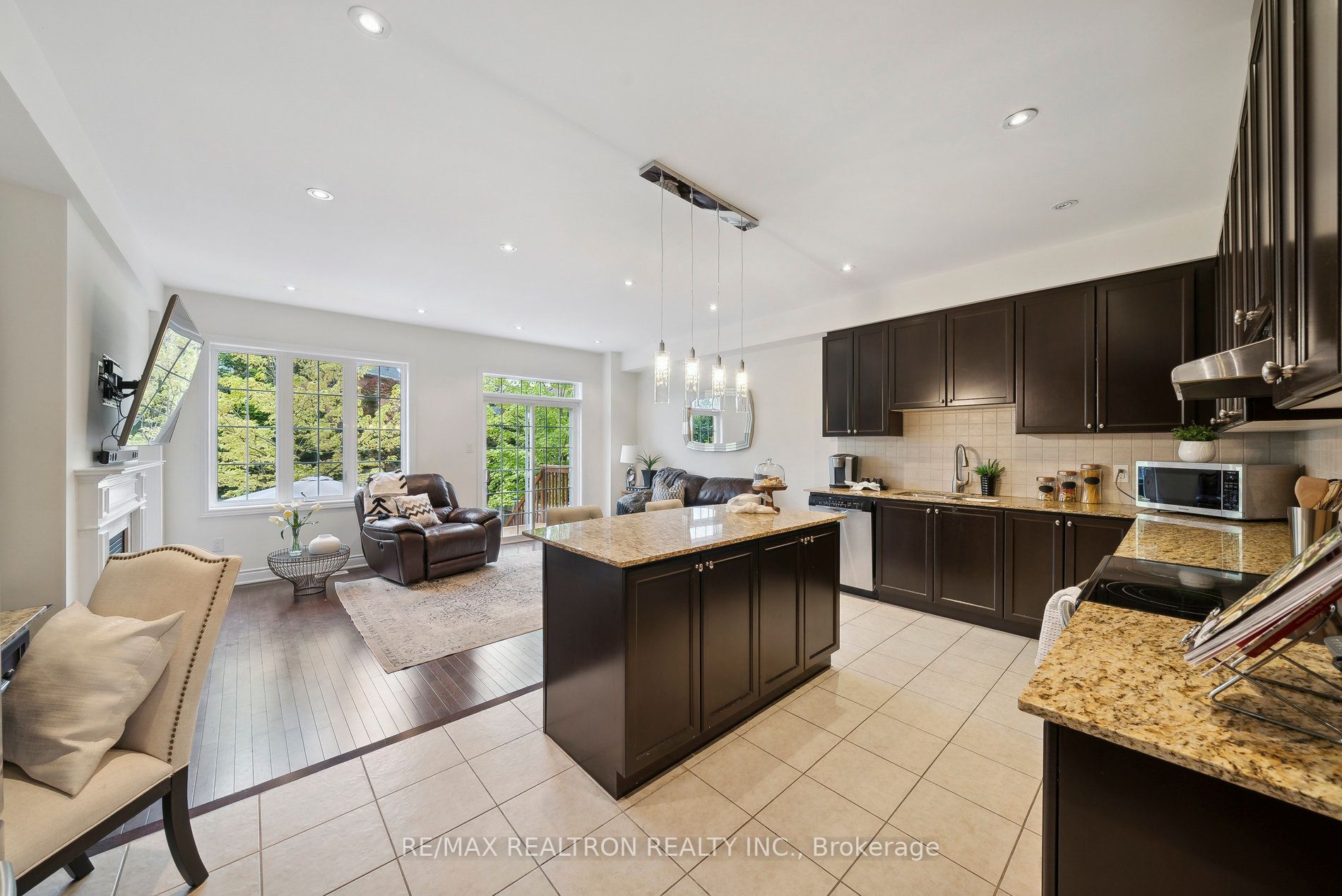 8777 Dufferin Street, #45