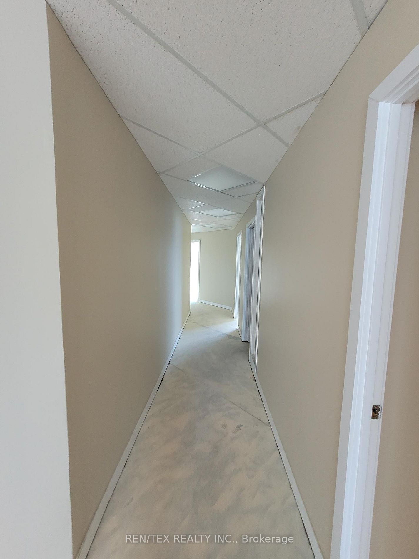 27 Roytec Rd, #6C