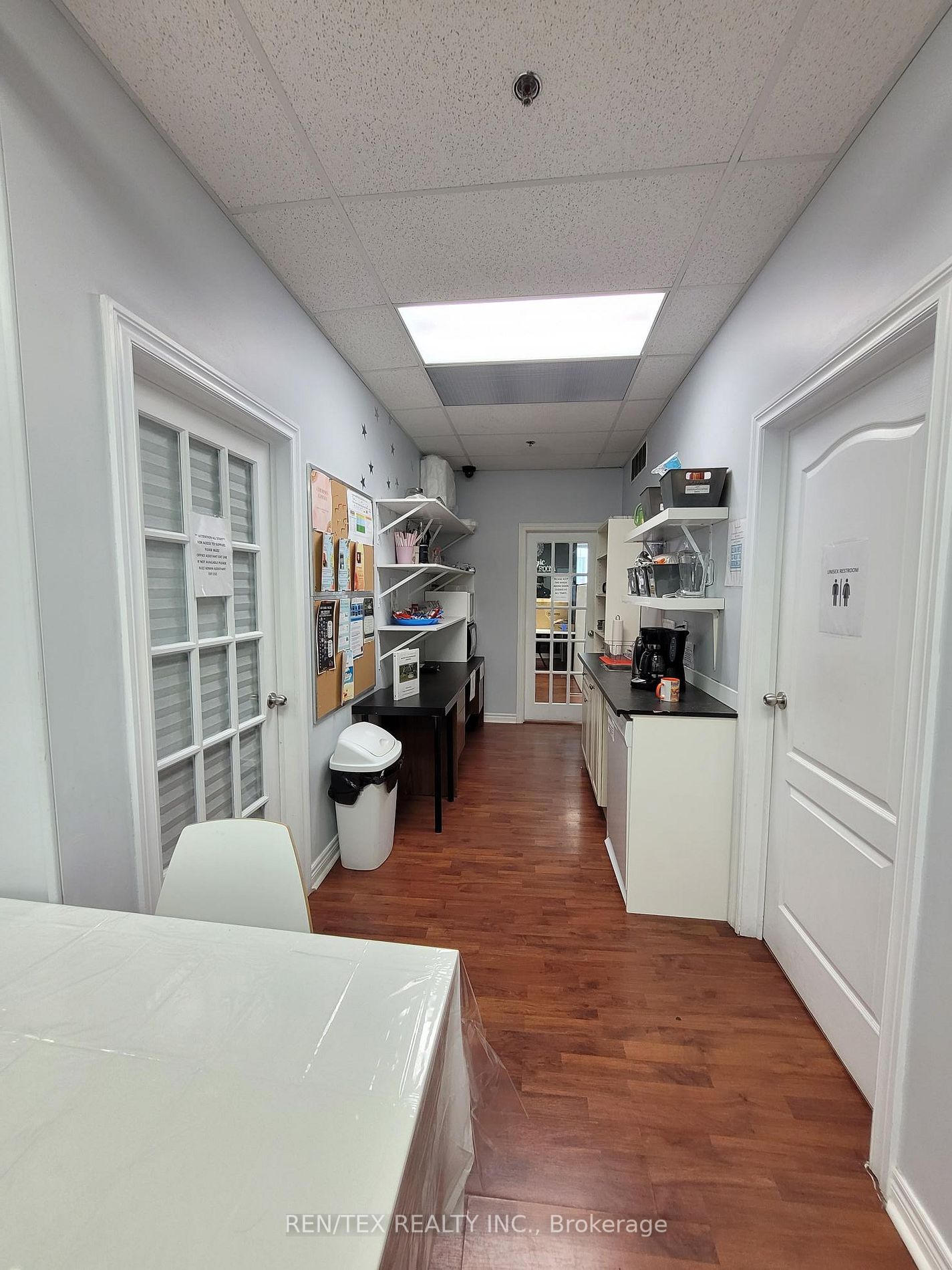 27 Roytec Rd, #4B