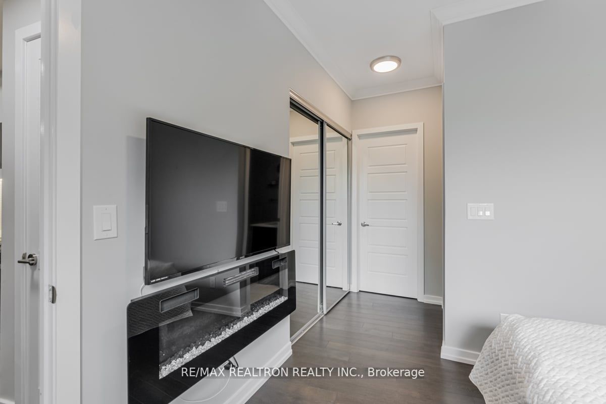 271 Sea Ray Ave, #B101