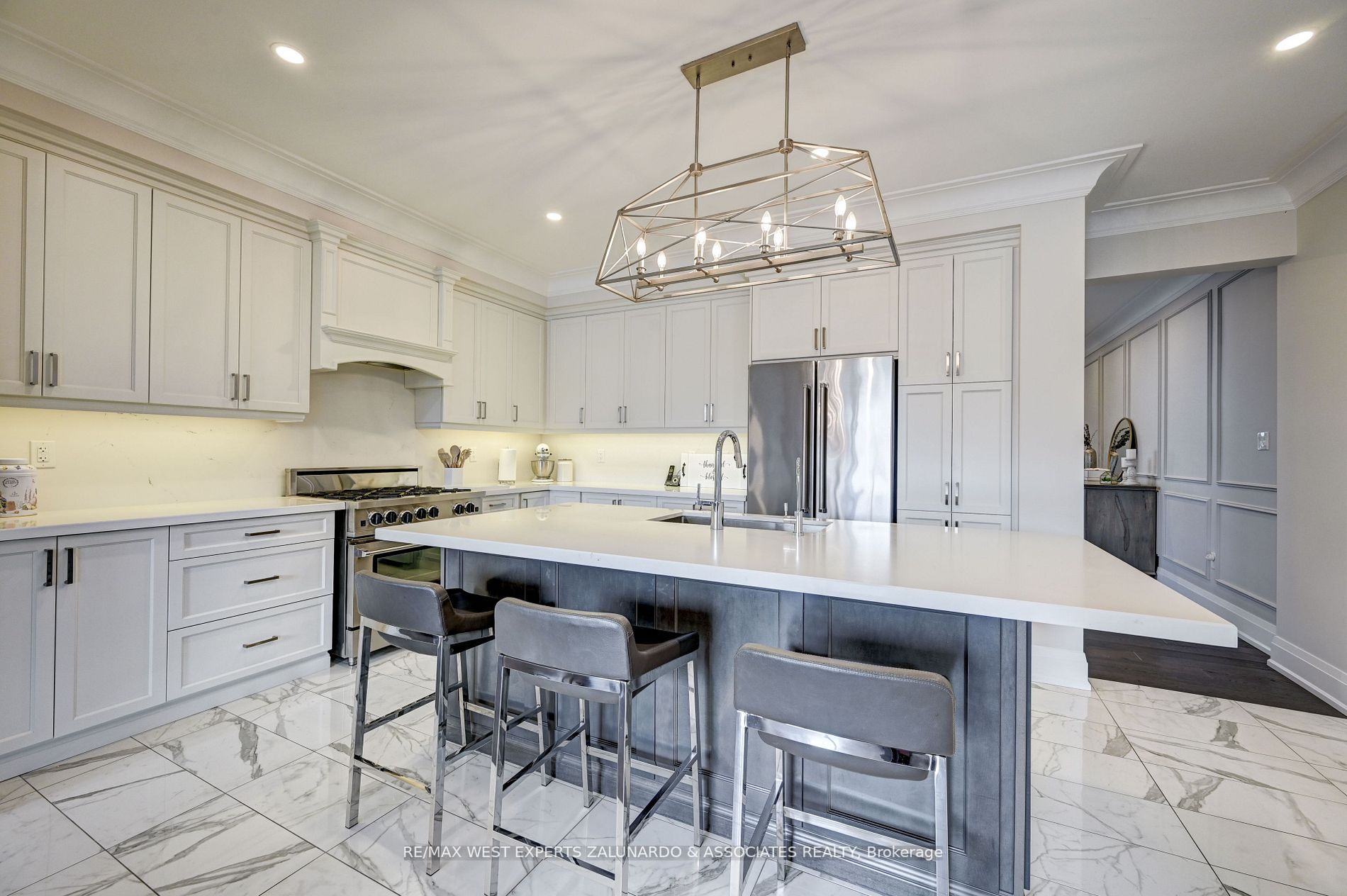 9 Jenkins Ave