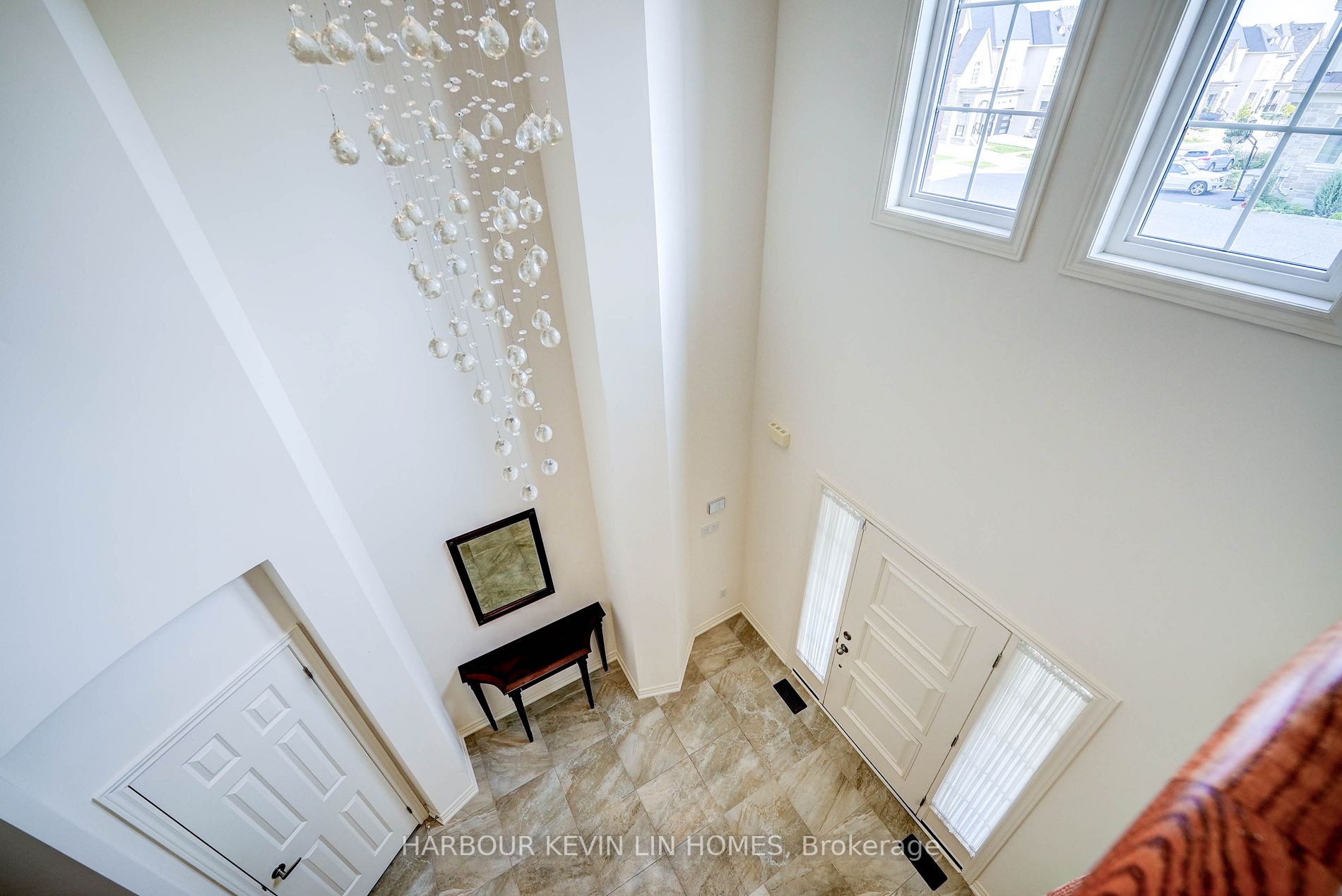 98 Fitzmaurice Dr