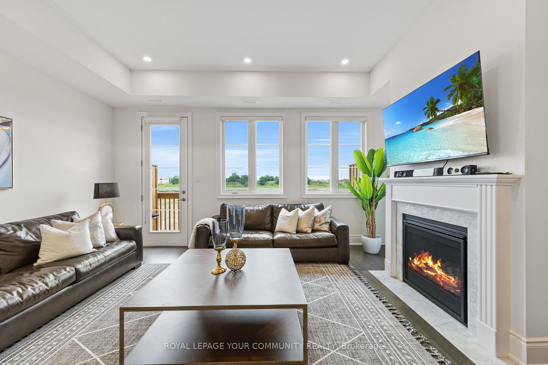 299 Swan Park Rd