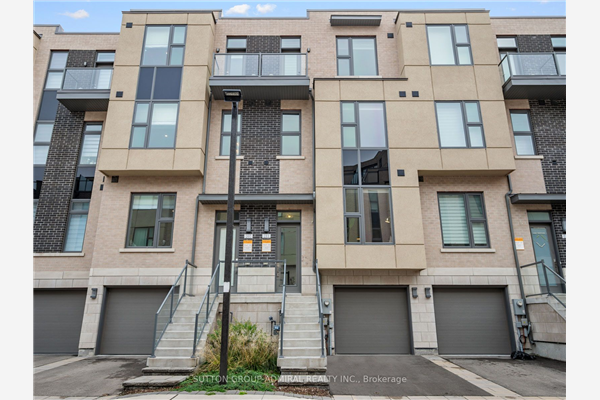 211 Smallwood Circ, Vaughan