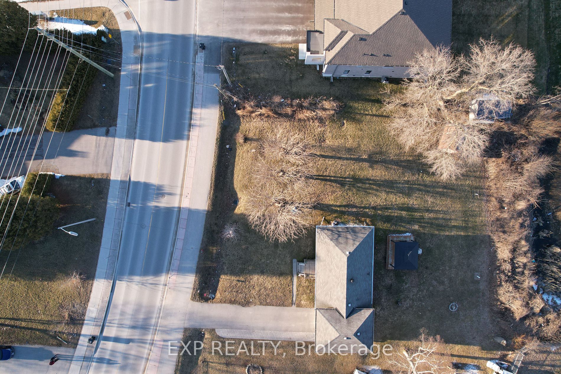665 Simcoe Road