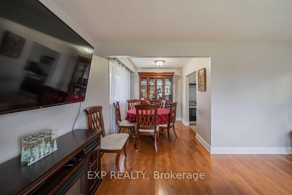 665 Simcoe Road